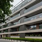 Apartment With Terrace Rezydencja Lazienki Park By Renters Prestige