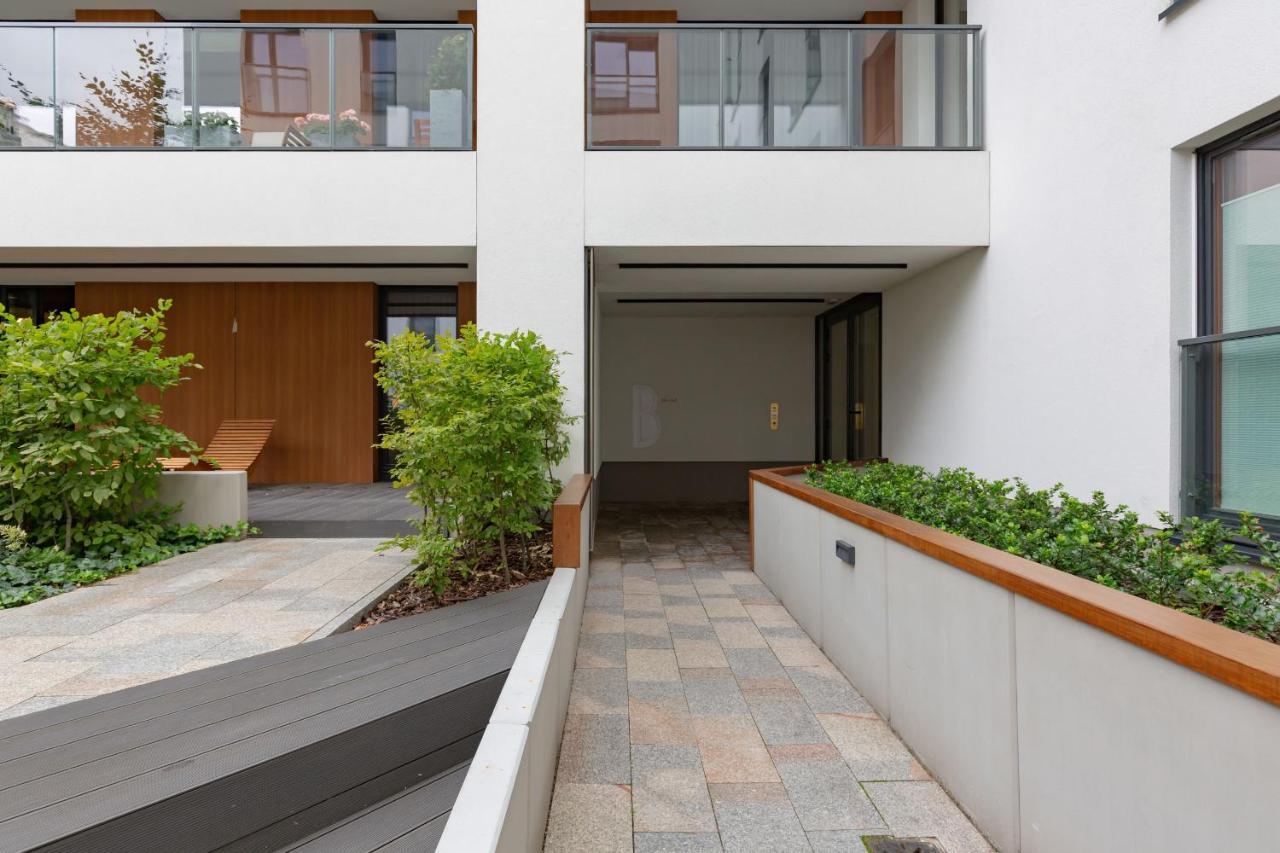 With Terrace Rezydencja Lazienki Park By Renters Prestige